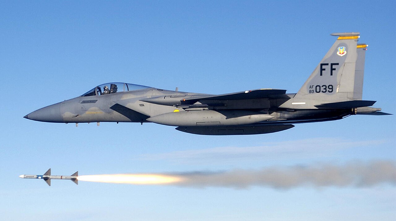 El primer F-15EX Eagle II de la Fuerza Aérea estadounidense destinado a Japón salió de la planta de Boeing