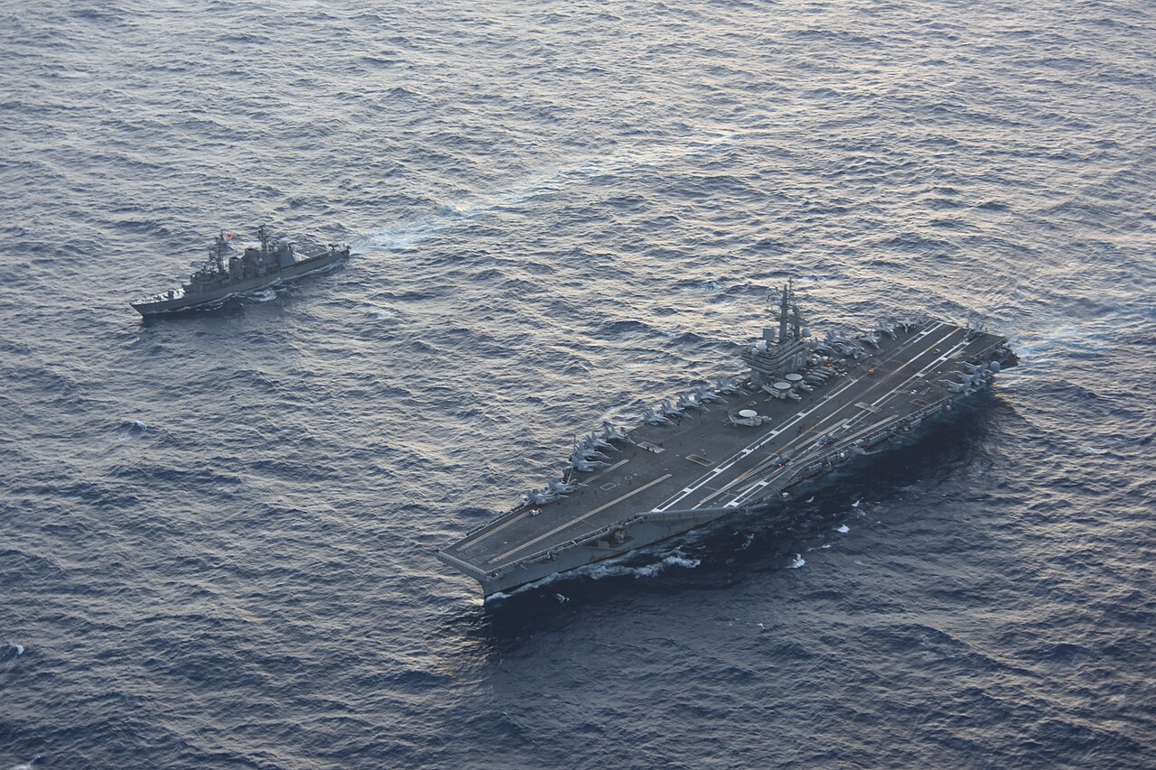 El USS Ronald Reagan sale a pruebas de mar tras 18 meses en dique, y los F-35B del Cuerpo de Marines llegan a Japón