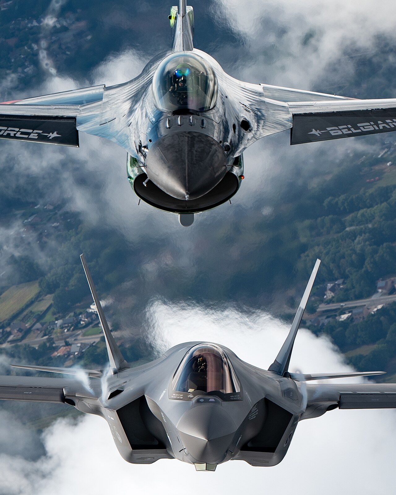 Bélgica triplicó su promesa: enviará 10 F-16 a Ucrania antes de fin de año