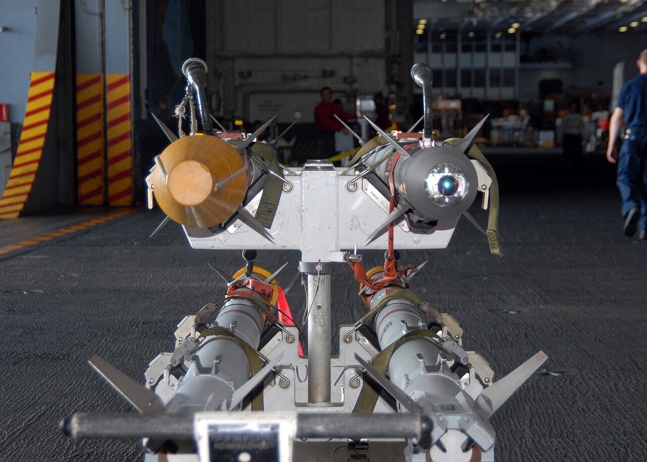 El misil AIM-9X Sidewinder Block II, debajo de la disponibilidad operativa que exige el Pentágono