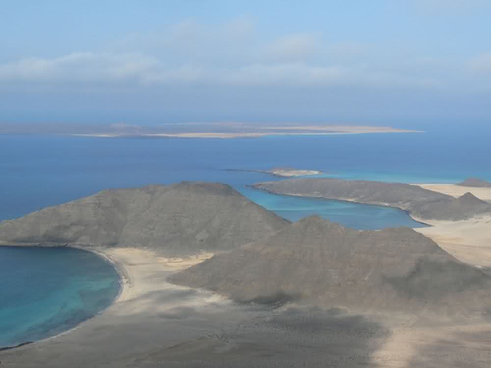 Los hutíes tomaron la isla que controla el estrecho más crítico del Mar Rojo