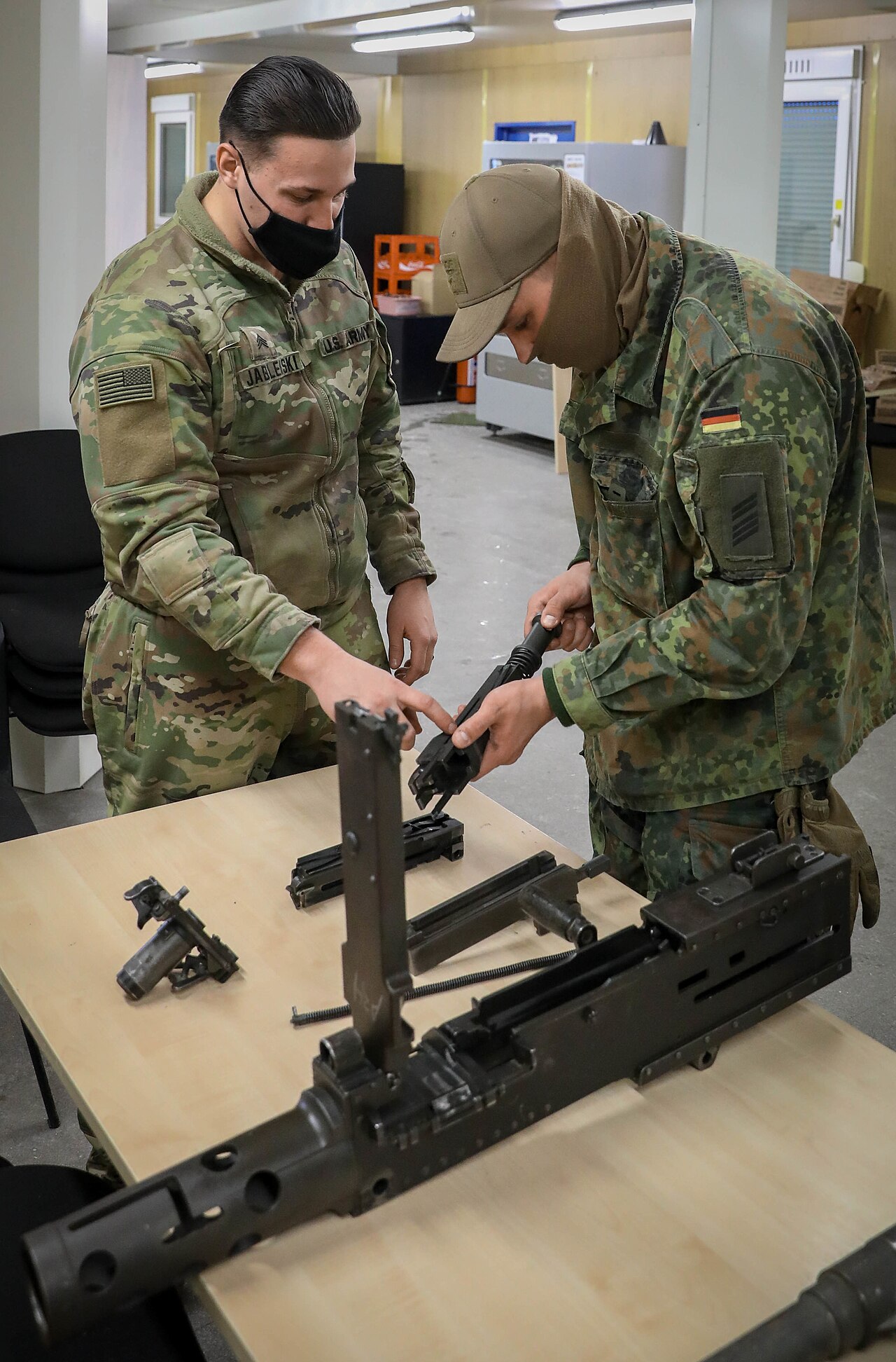 Alemania ordena destinos forzosos a Lituania para completar su brigada acorazada en la OTAN