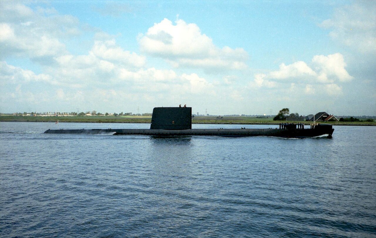 El submarino canadiense que 'hundió' al portaaviones nuclear USS Dwight D. Eisenhower en plena Guerra Fría