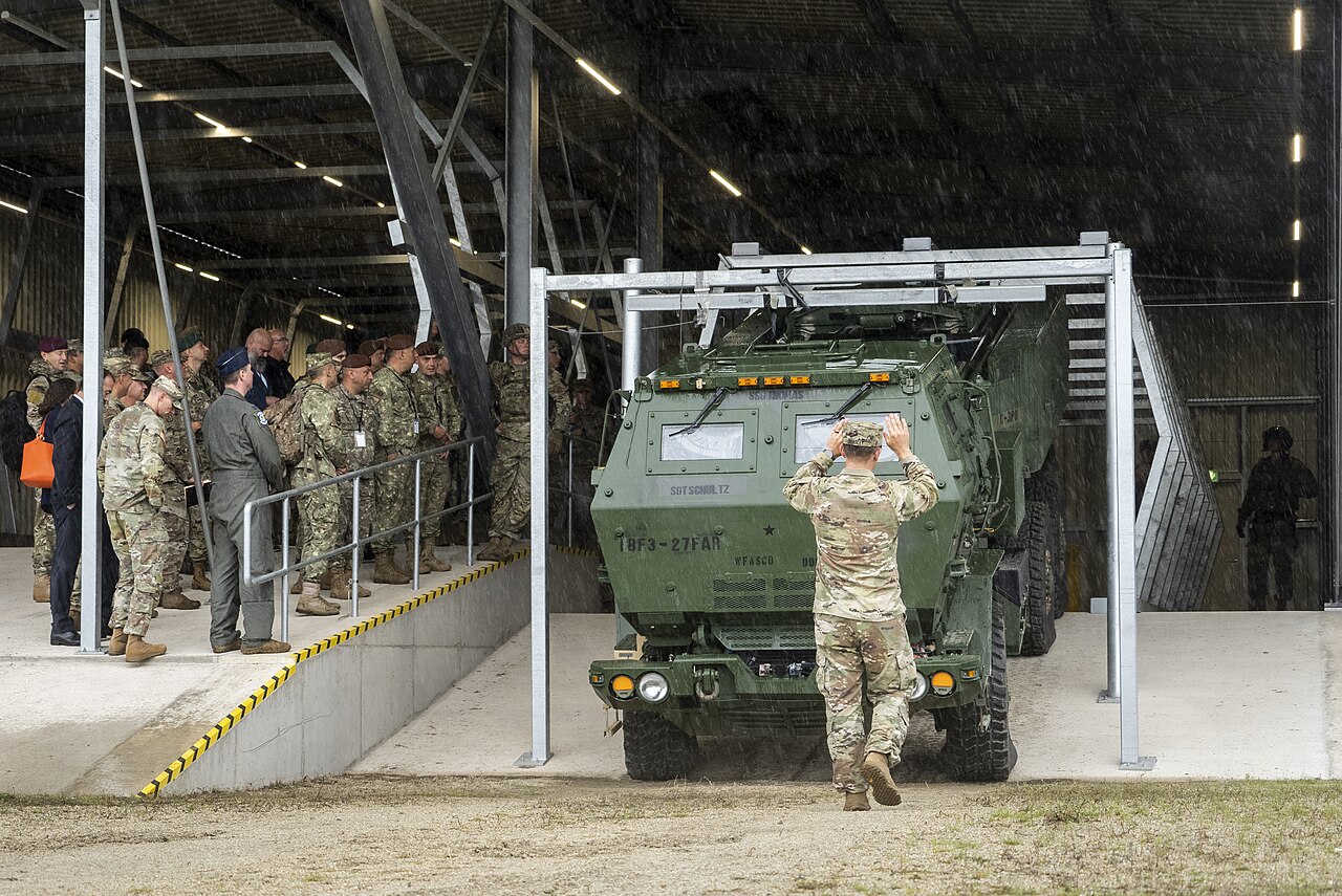 EE.UU. almacenará misiles Typhon y HIMARS en la base de Kadena tras ejercicios en Japón