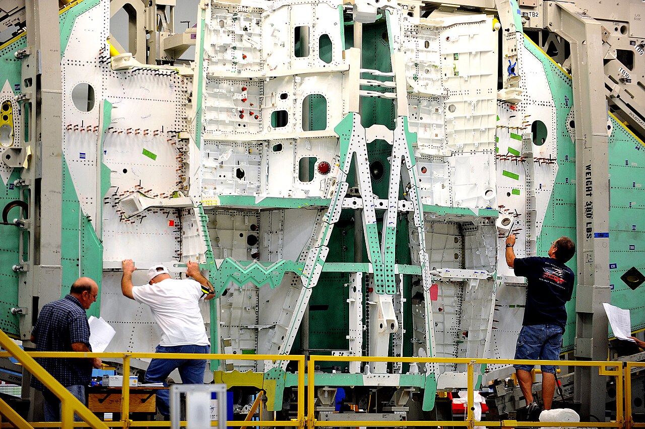 El Pentágono y Lockheed Martin acordaron un marco de producción del F-35 por una década