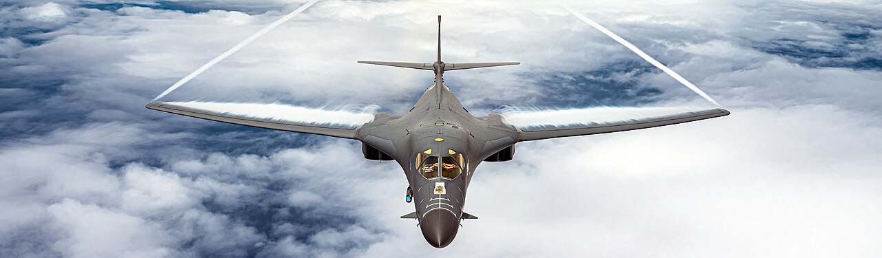 EE.UU. retiró de urgencia sus B-1B Lancer de la base británica de RAF Fairford tras una alerta de complot iraní
