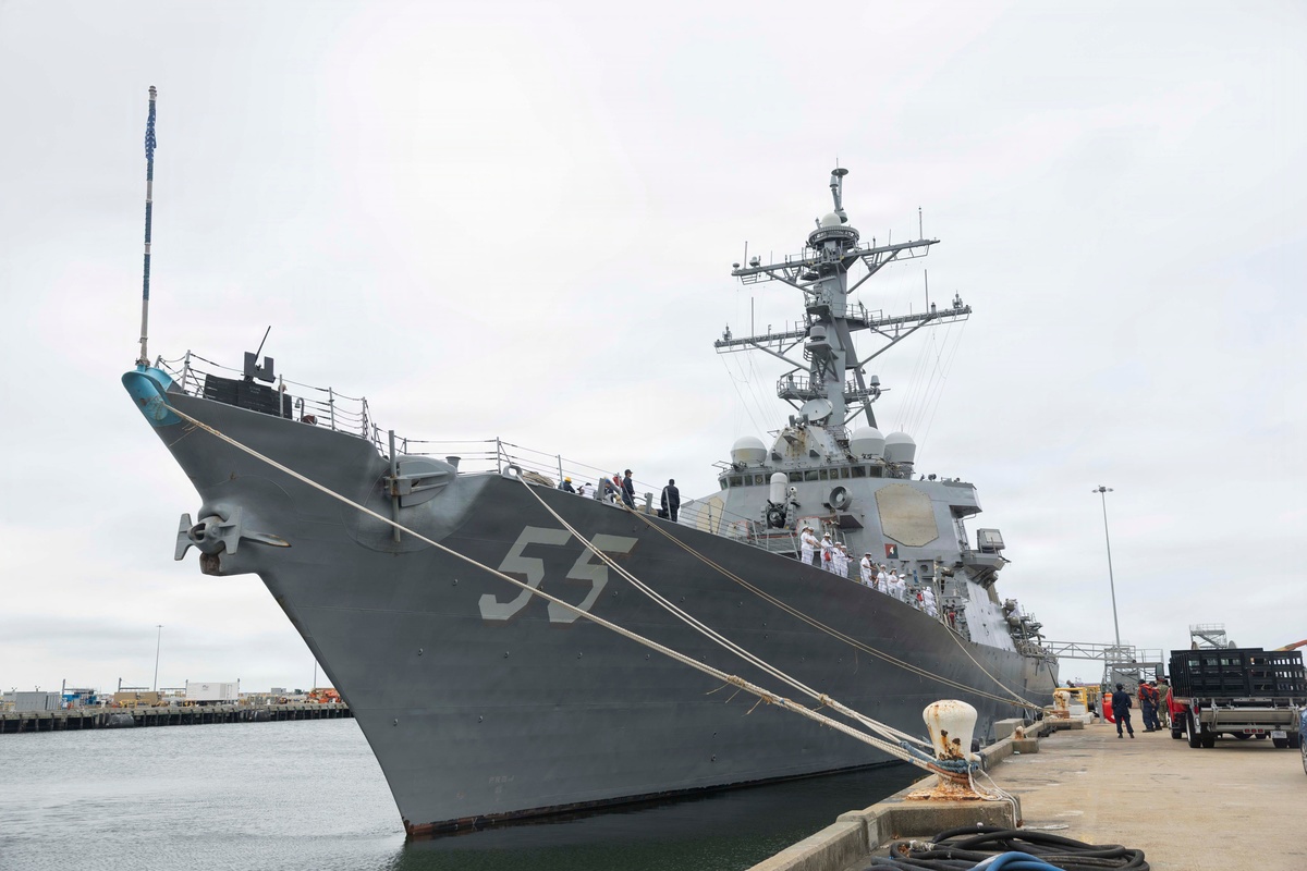 Tres señales de alerta para Occidente: Corea del Norte prueba un misil hipersónico, China despliega marines cerca de Alaska y Australia admite que no tiene plan alternativo para sus submarinos