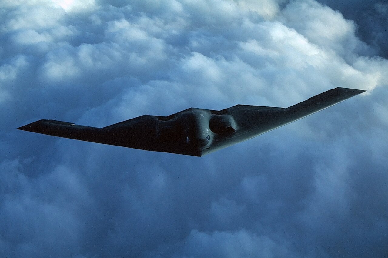 EE.UU. amplía la producción del B-21 Raider con una nueva planta en California
