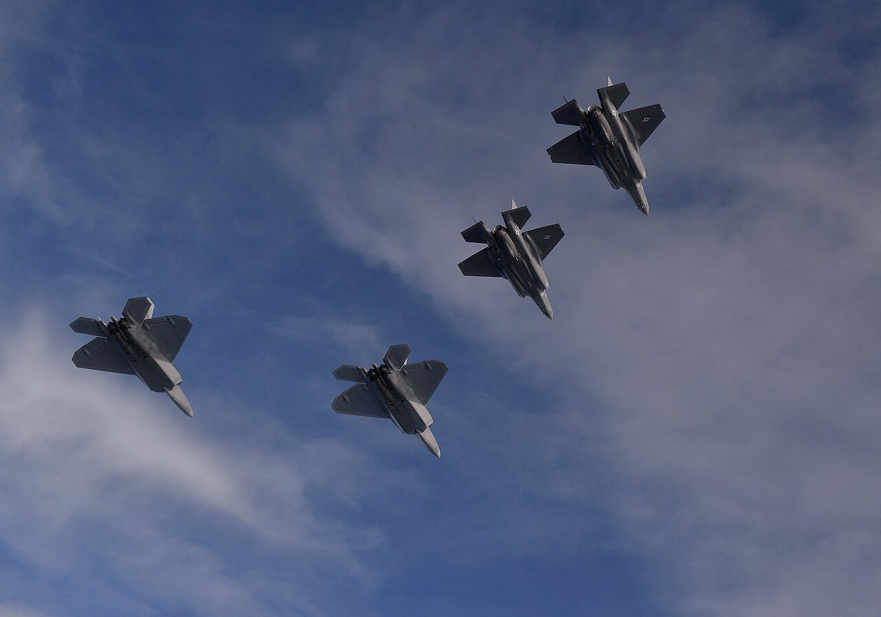 La Fuerza Aérea de EE.UU. admite que necesita cambiar de raíz cómo pelea