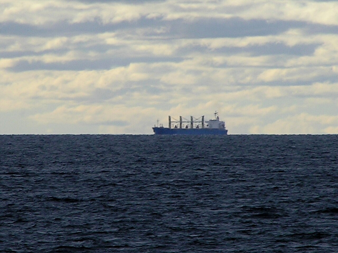 El jefe de la Armada argentina reconoció la soberanía chilena sobre el Estrecho de Magallanes