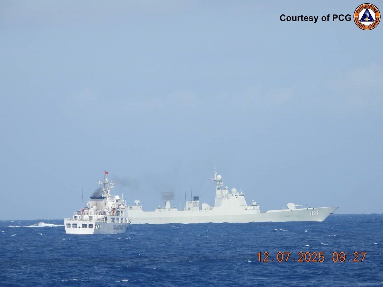 China bloqueó con buques de guerra y guardacostas un envío de suministros filipino en el Mar del Sur de China