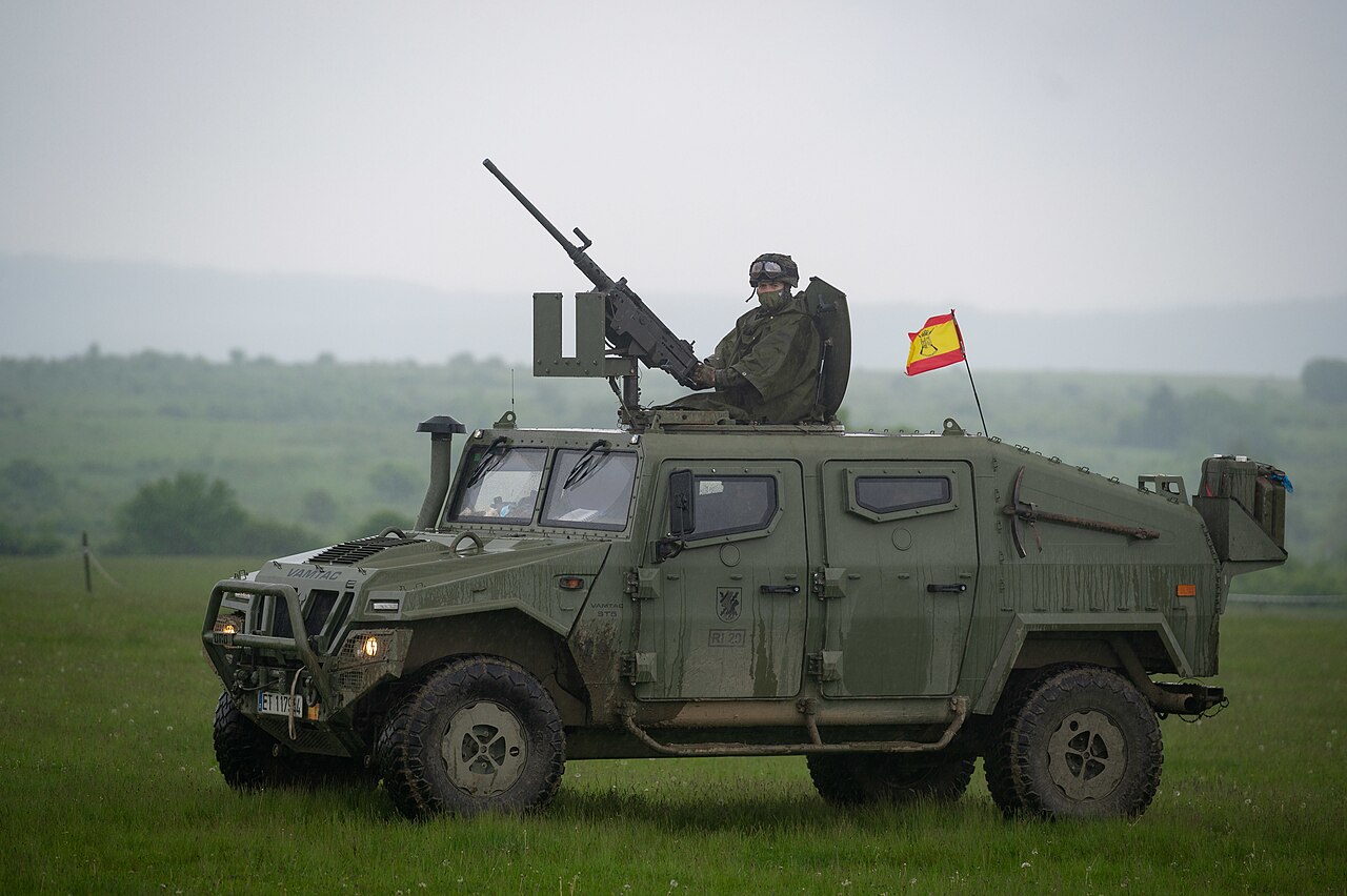 España integra su sistema antidrón ARACNE a la defensa aérea nacional en el ejercicio Atlas 26