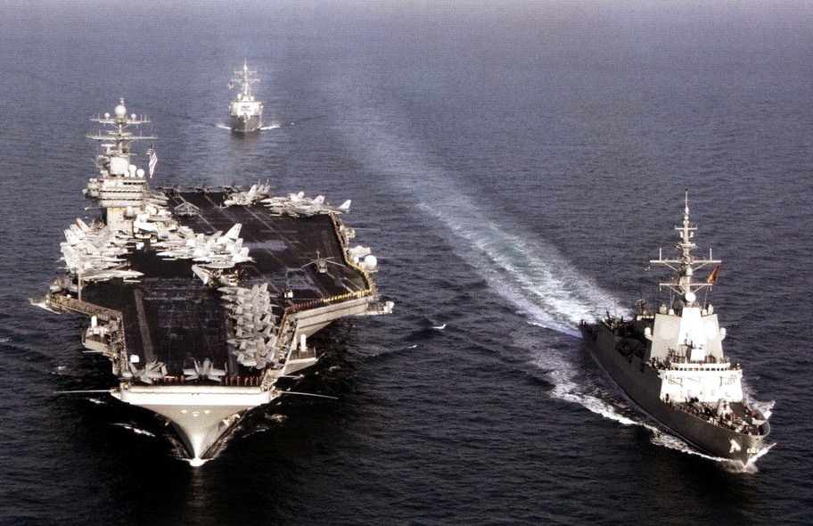 El USS Theodore Roosevelt zarpa hacia Medio Oriente y se convierte en el quinto portaaviones en sumarse al conflicto con Irán