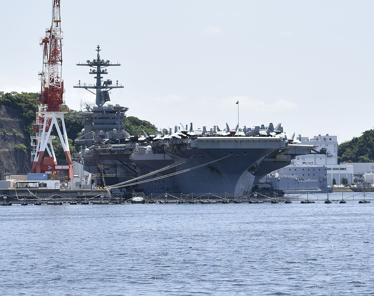 El portaaviones nuclear USS Abraham Lincoln llega a Tailandia tras casi diez meses de despliegue