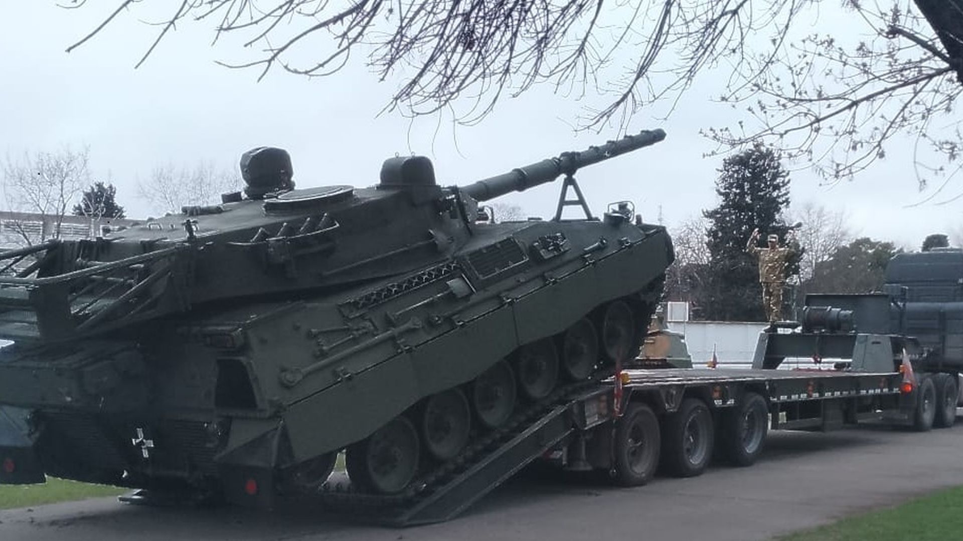 El Ejército presenta su segundo escuadrón de tanques TAM 2C-A2 en Magdalena