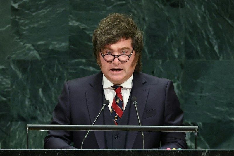 Milei amenaza con acciones legales al Reino Unido por exploración petrolera en Malvinas
