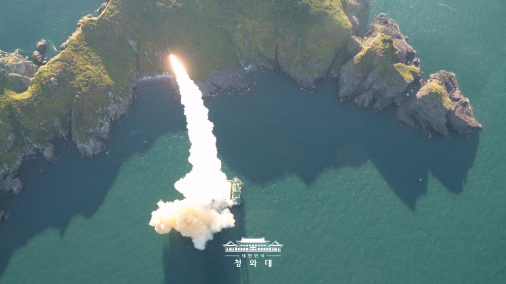 Corea del Sur probó por primera vez su misil hipersónico de desarrollo nacional