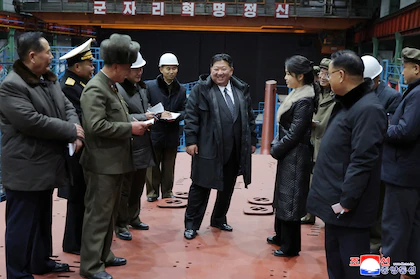 Corea del Norte probó misiles de crucero desde su submarino modificado de clase Romeo